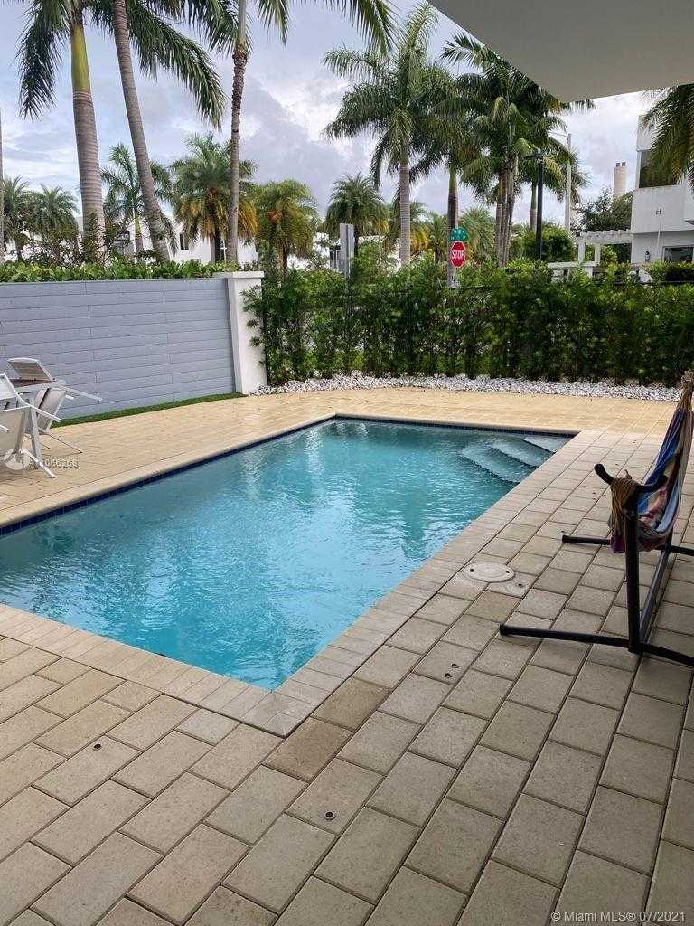 Small Image of 7509 NORTH WEST 99TH AVE, Doral Number 12