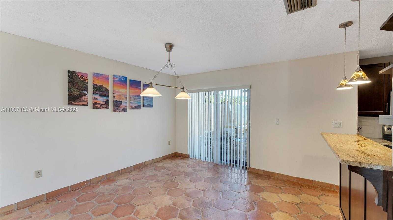 Small Image of 8200 SOUTH WEST 96TH CT, Miami Number 16