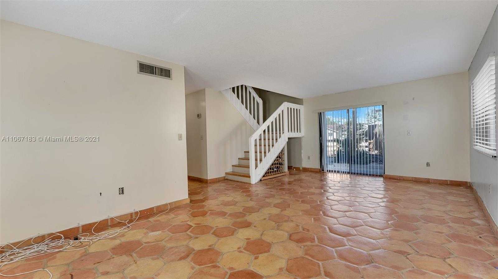 Small Image of 8200 SOUTH WEST 96TH CT, Miami Number 19