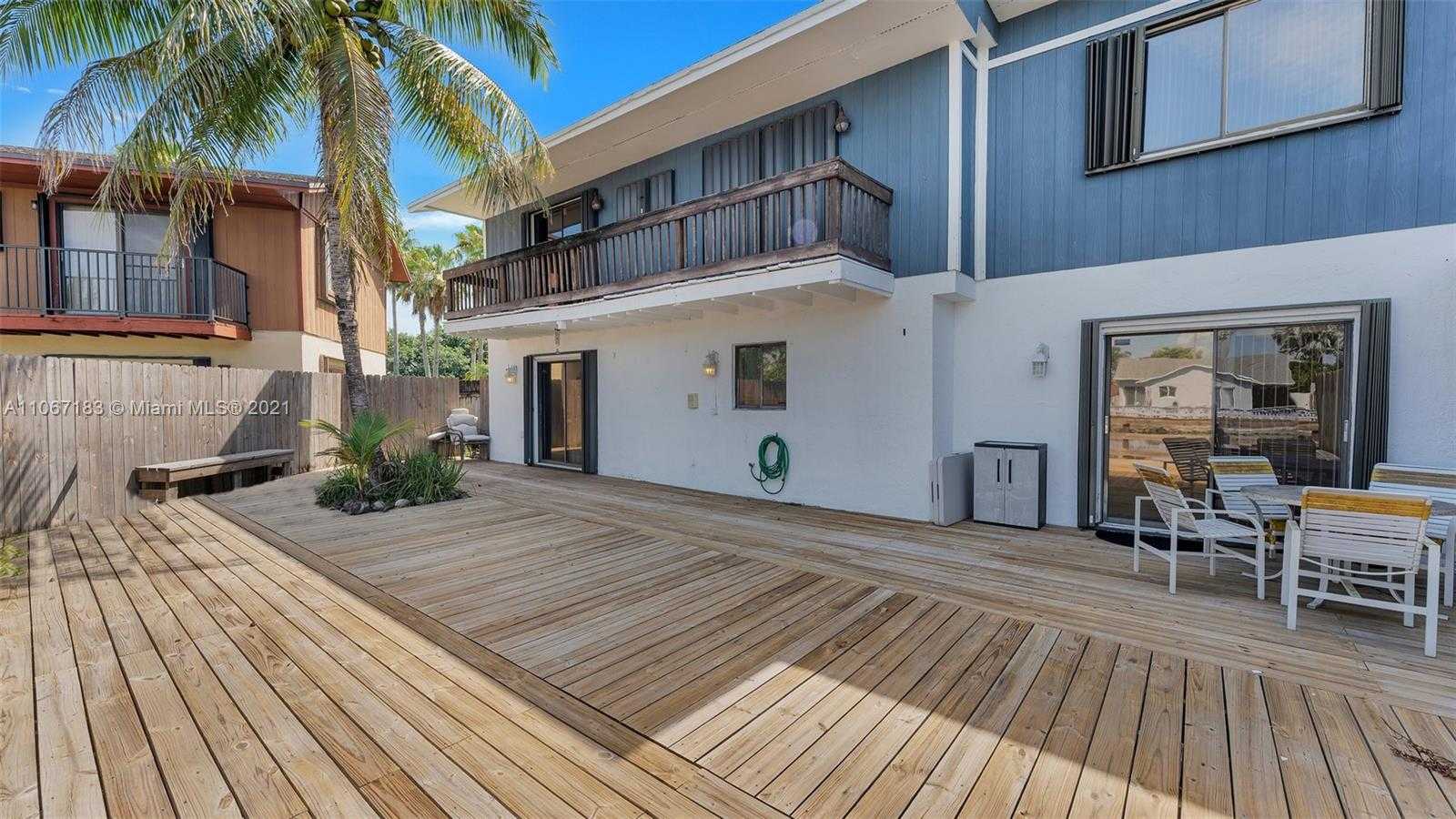 Small Image of 8200 SOUTH WEST 96TH CT, Miami Number 30