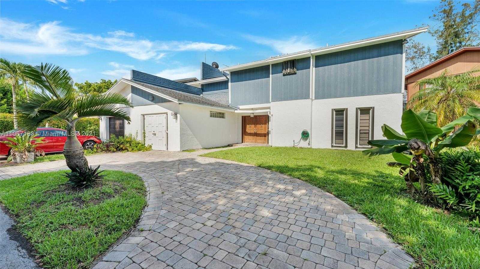 Small Image of 8200 SOUTH WEST 96TH CT, Miami Number 5