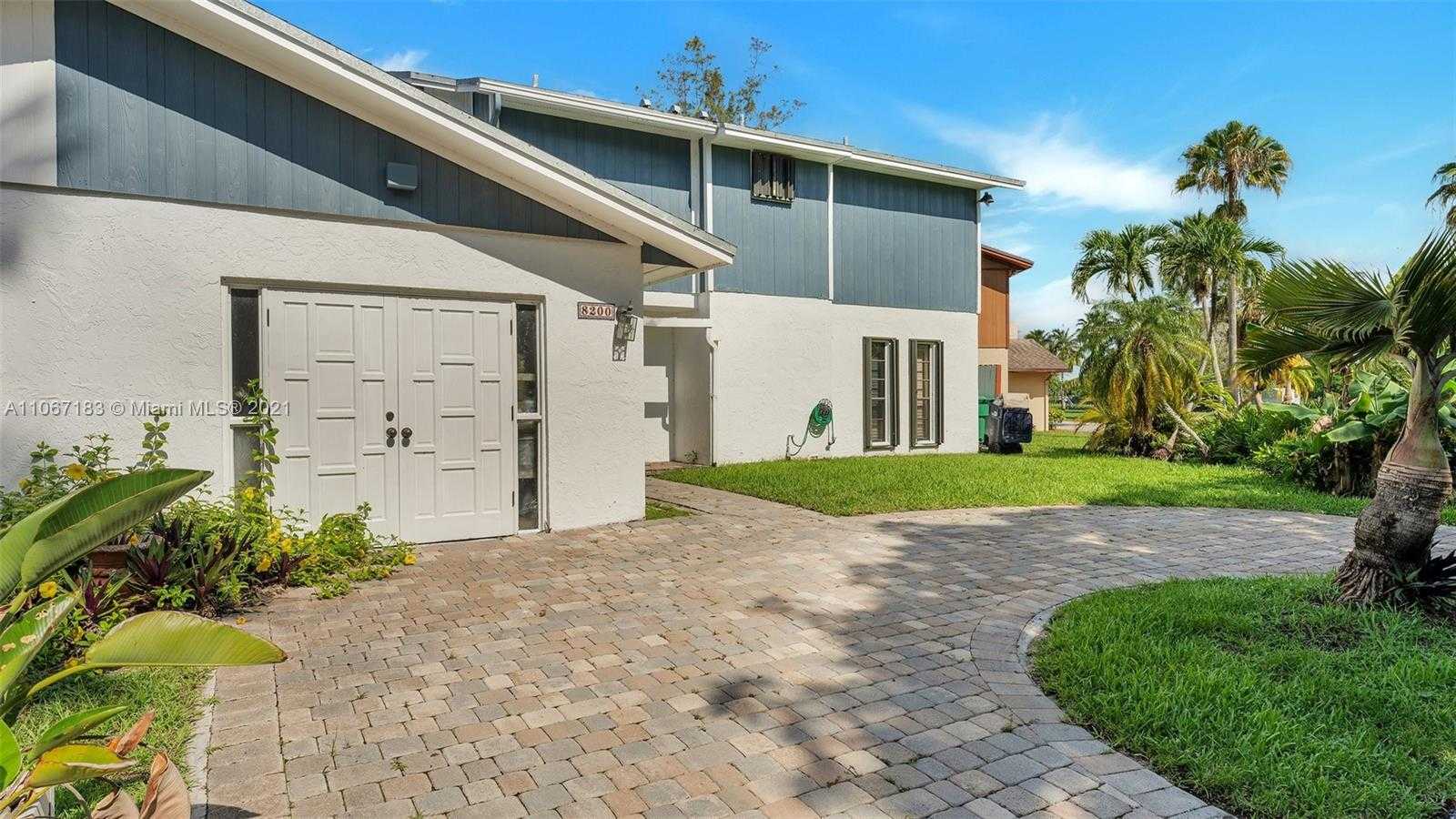 Small Image of 8200 SOUTH WEST 96TH CT, Miami Number 6