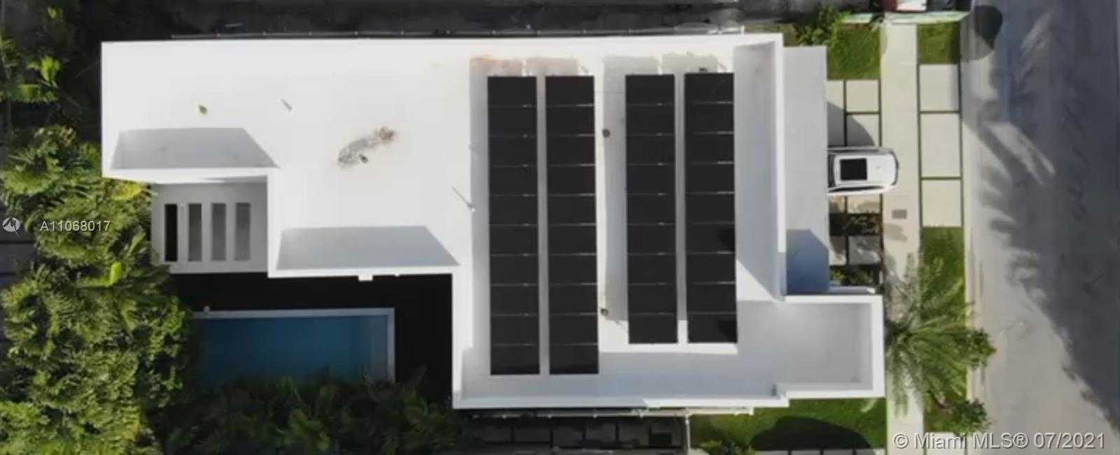 Small Image of 10459 NORTH WEST 68TH TER, Doral Number 12