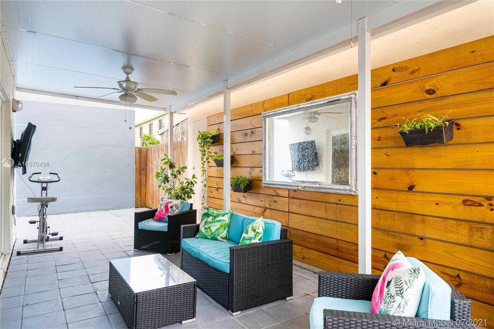 Small Image of 9066 SOUTH WEST 148TH CT, Miami Number 17