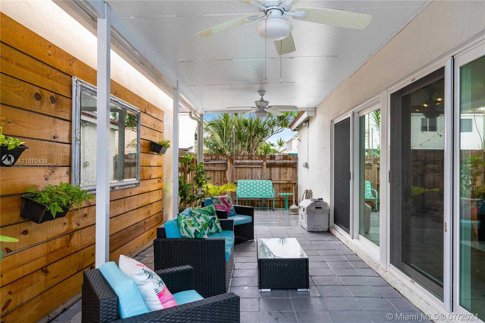 Small Image of 9066 SOUTH WEST 148TH CT, Miami Number 18