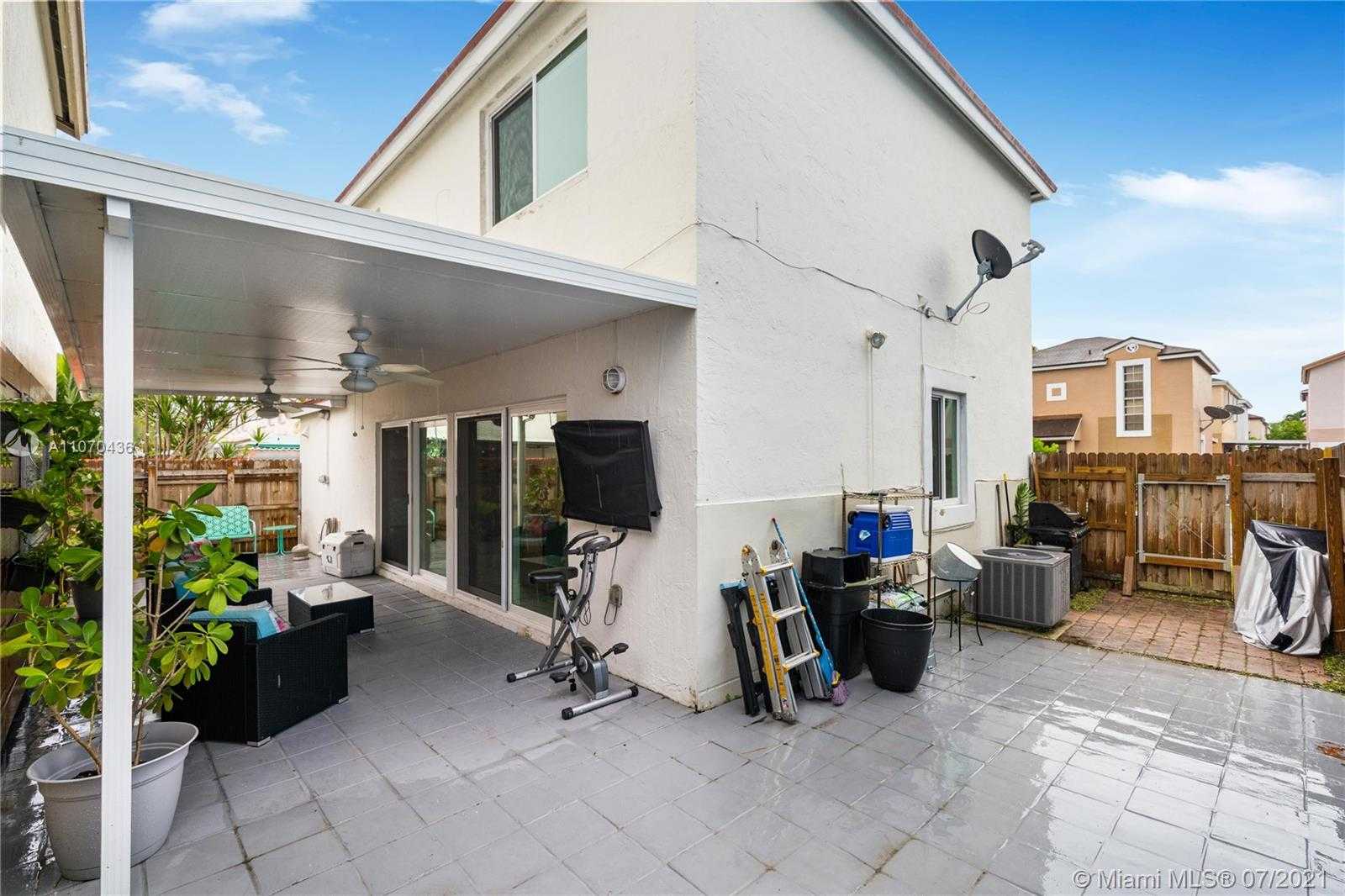 Small Image of 9066 SOUTH WEST 148TH CT, Miami Number 19
