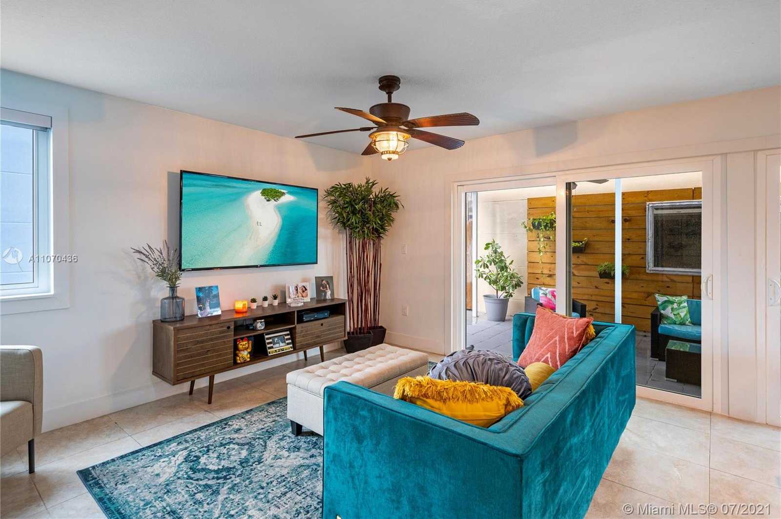 Small Image of 9066 SOUTH WEST 148TH CT, Miami Number 5