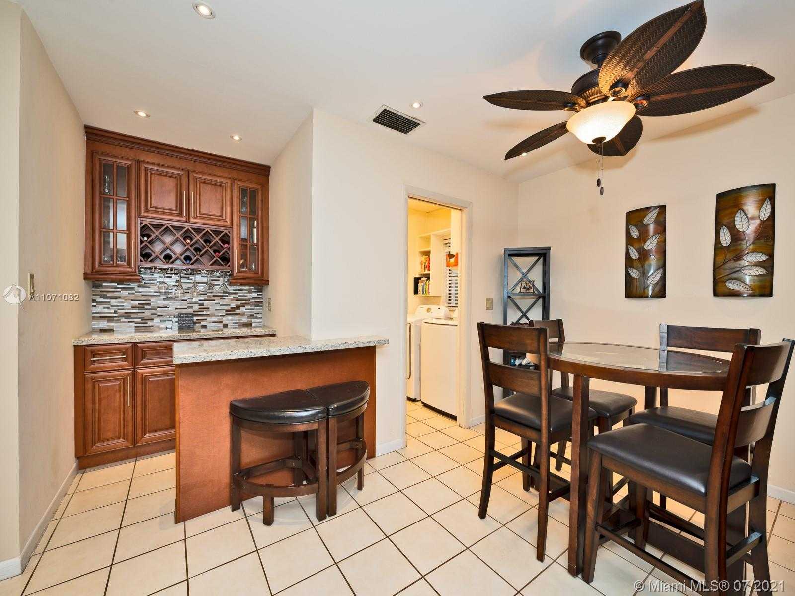 Small Image of 10401 NORTH WEST 7TH ST, Plantation Number 14