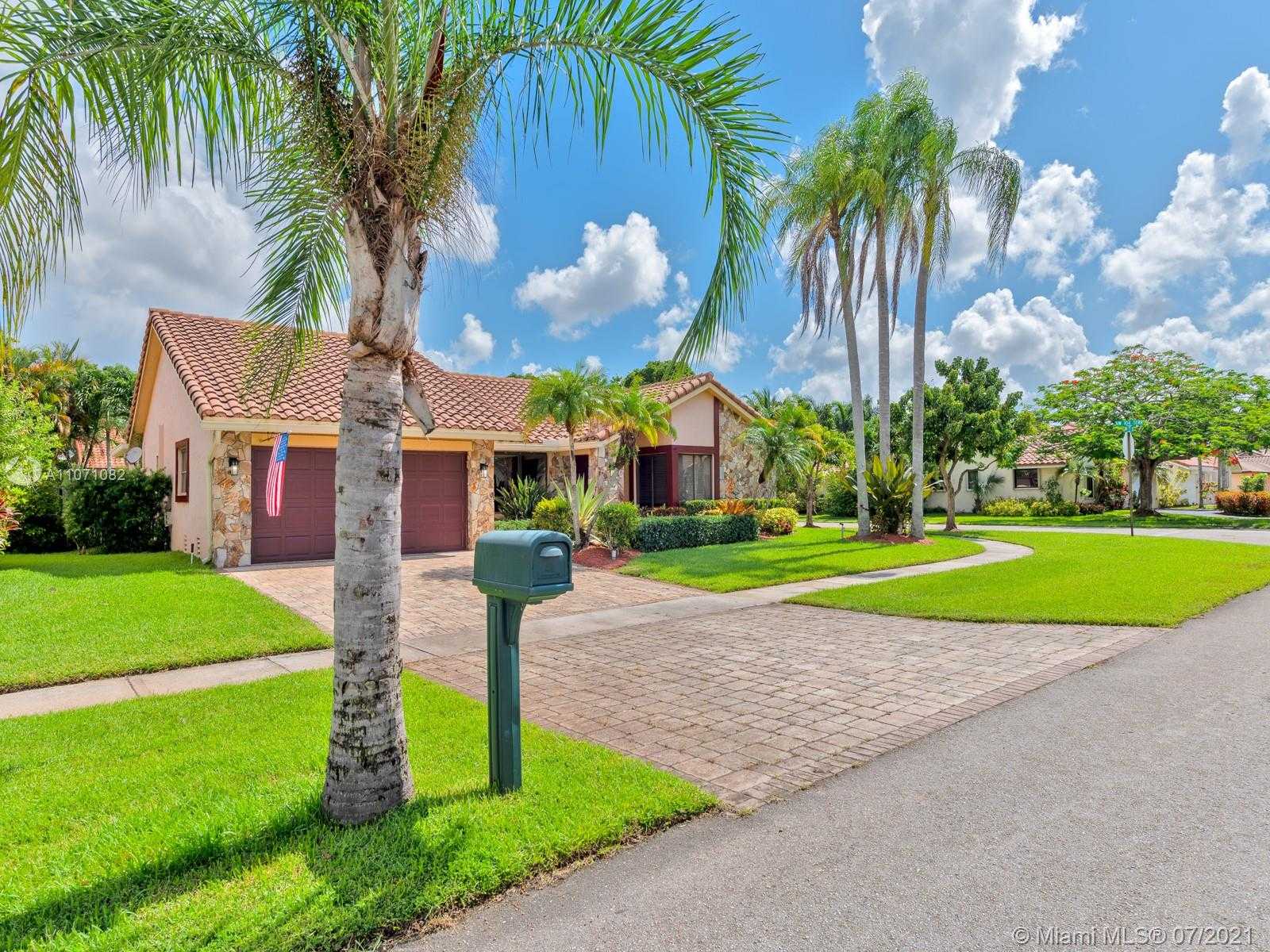 Small Image of 10401 NORTH WEST 7TH ST, Plantation Number 2
