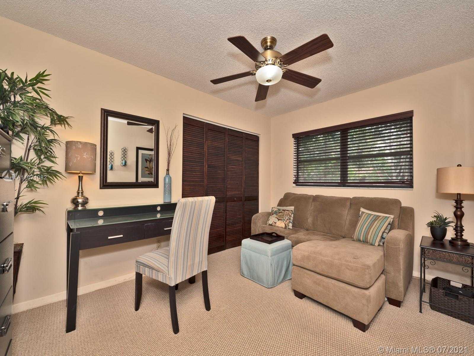 Small Image of 10401 NORTH WEST 7TH ST, Plantation Number 21