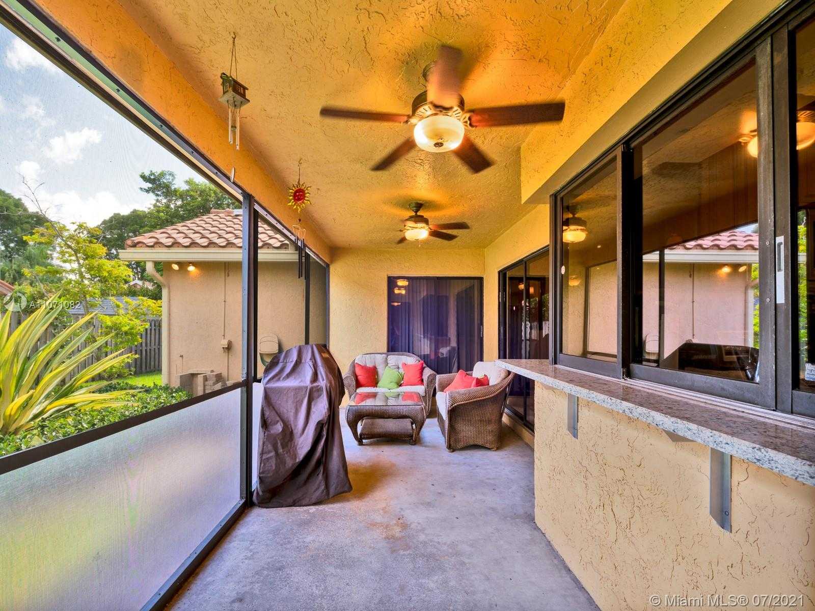 Small Image of 10401 NORTH WEST 7TH ST, Plantation Number 23