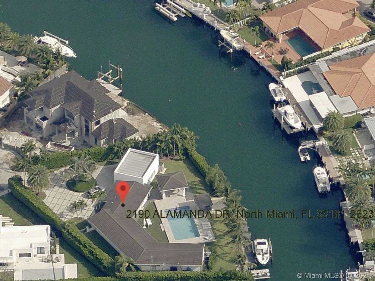 Small Image of 2190 ALAMANDA DR, North Miami Number 60