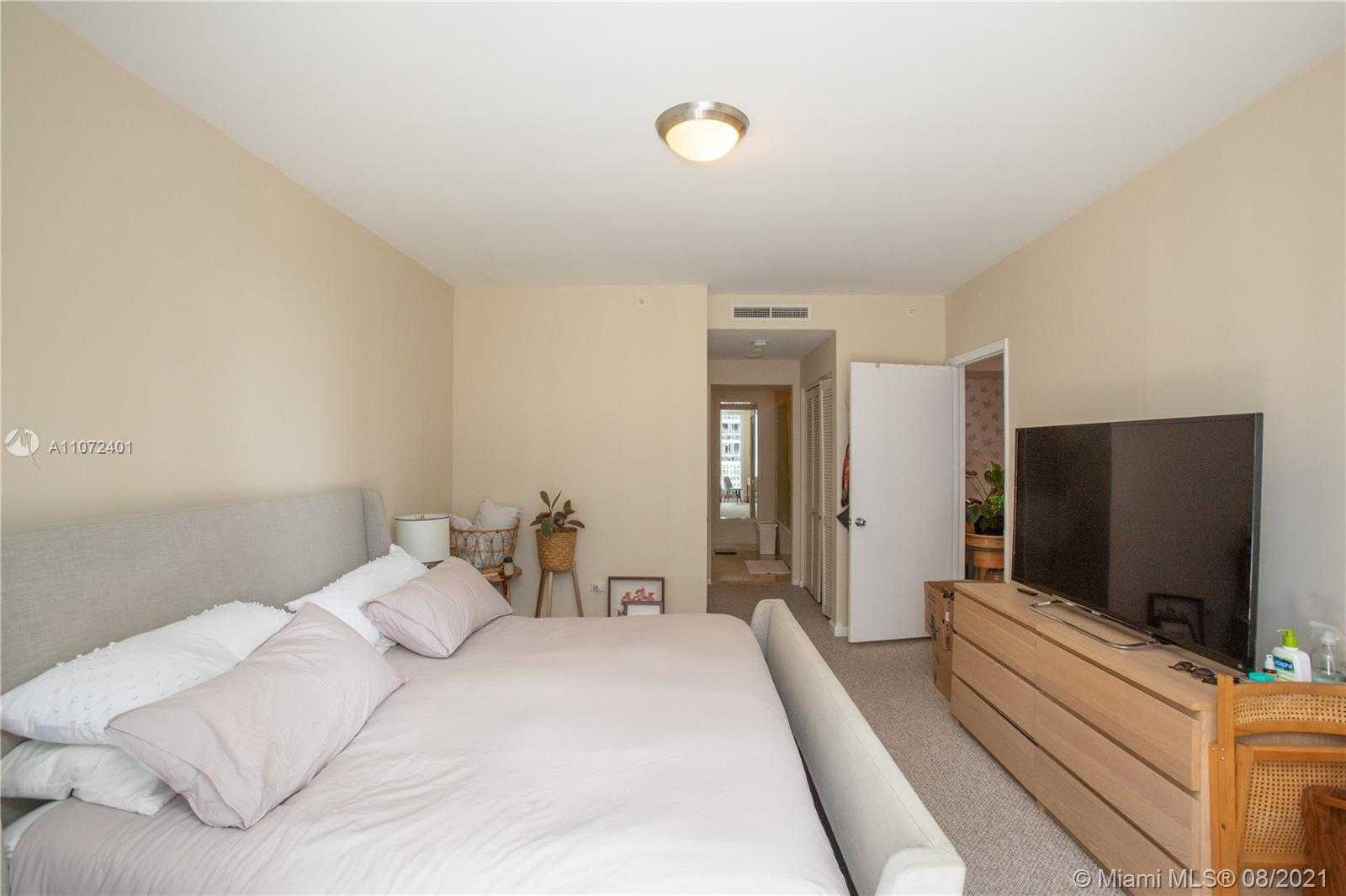 Small Image of 801 BRICKELL KEY BLVD 2808, Miami Number 27