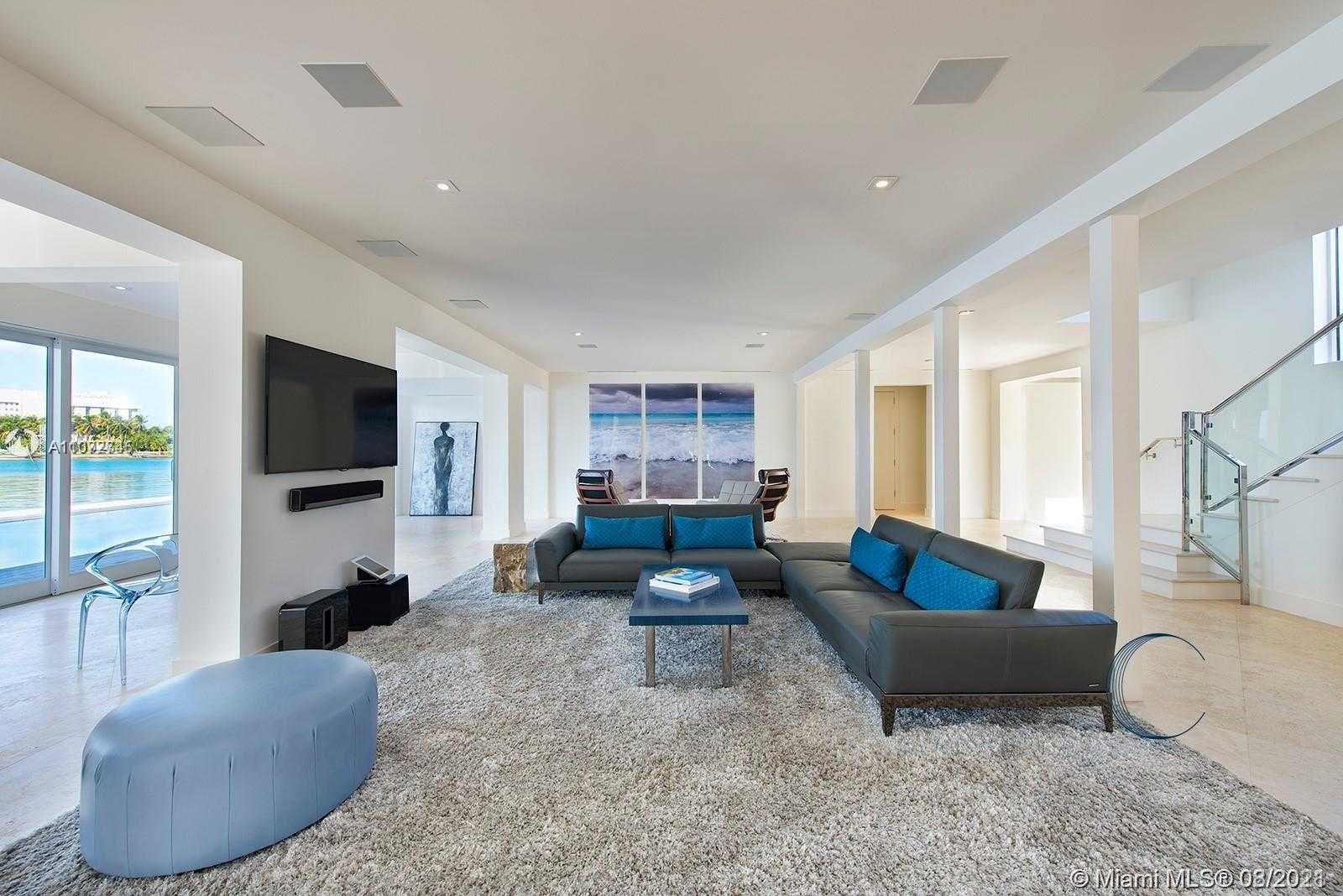 Small Image of 3026 NORTH BAY RD, Miami Beach Number 11