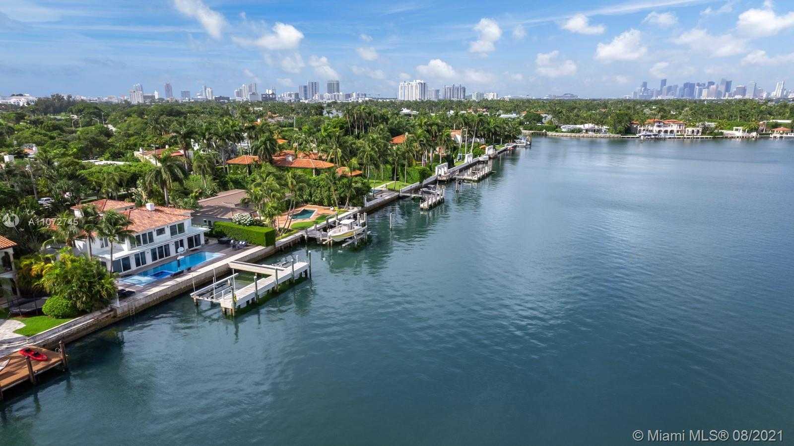 Small Image of 3026 NORTH BAY RD, Miami Beach Number 31