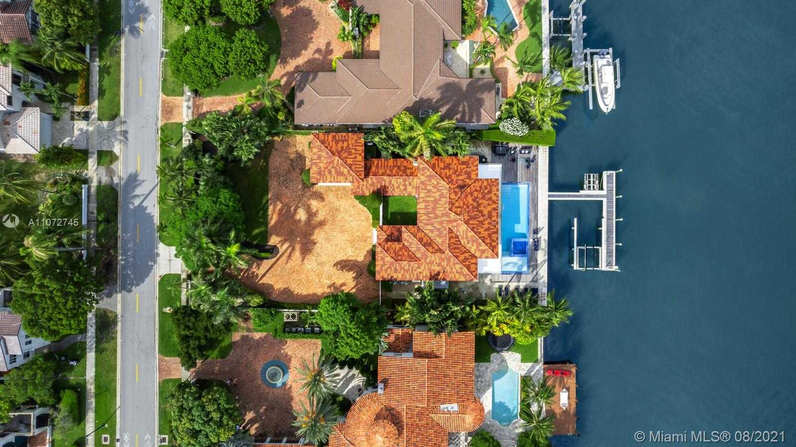 Small Image of 3026 NORTH BAY RD, Miami Beach Number 32