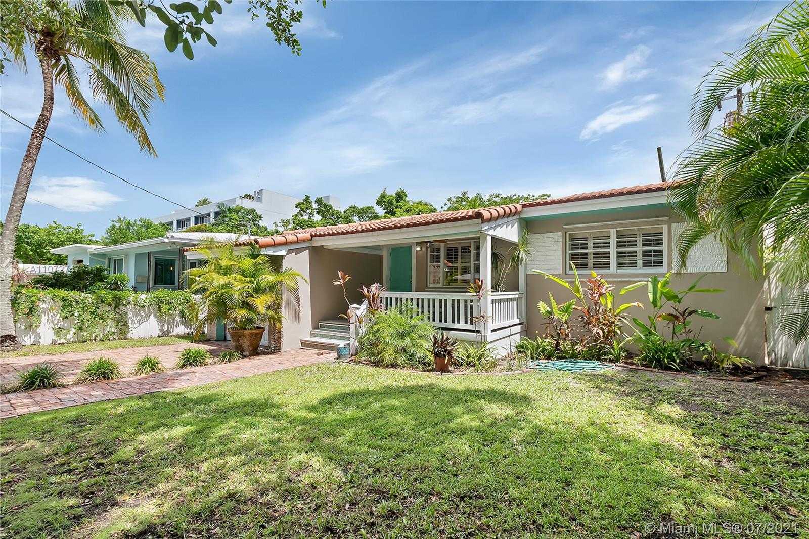 Small Image of 3201 THOMAS AVE, Miami Number 24
