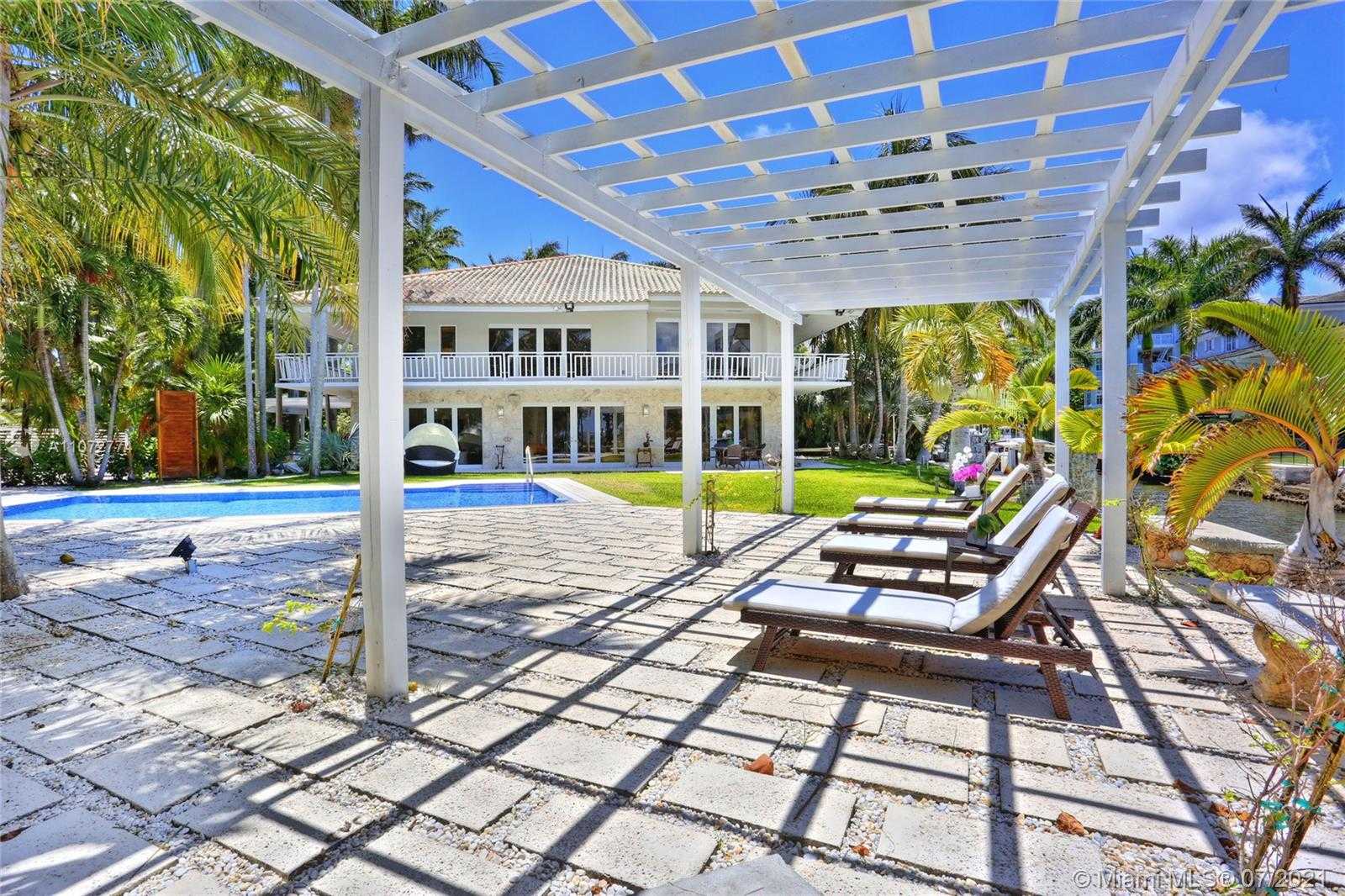 Small Image of 3577 STEWART AVE, Miami Number 40