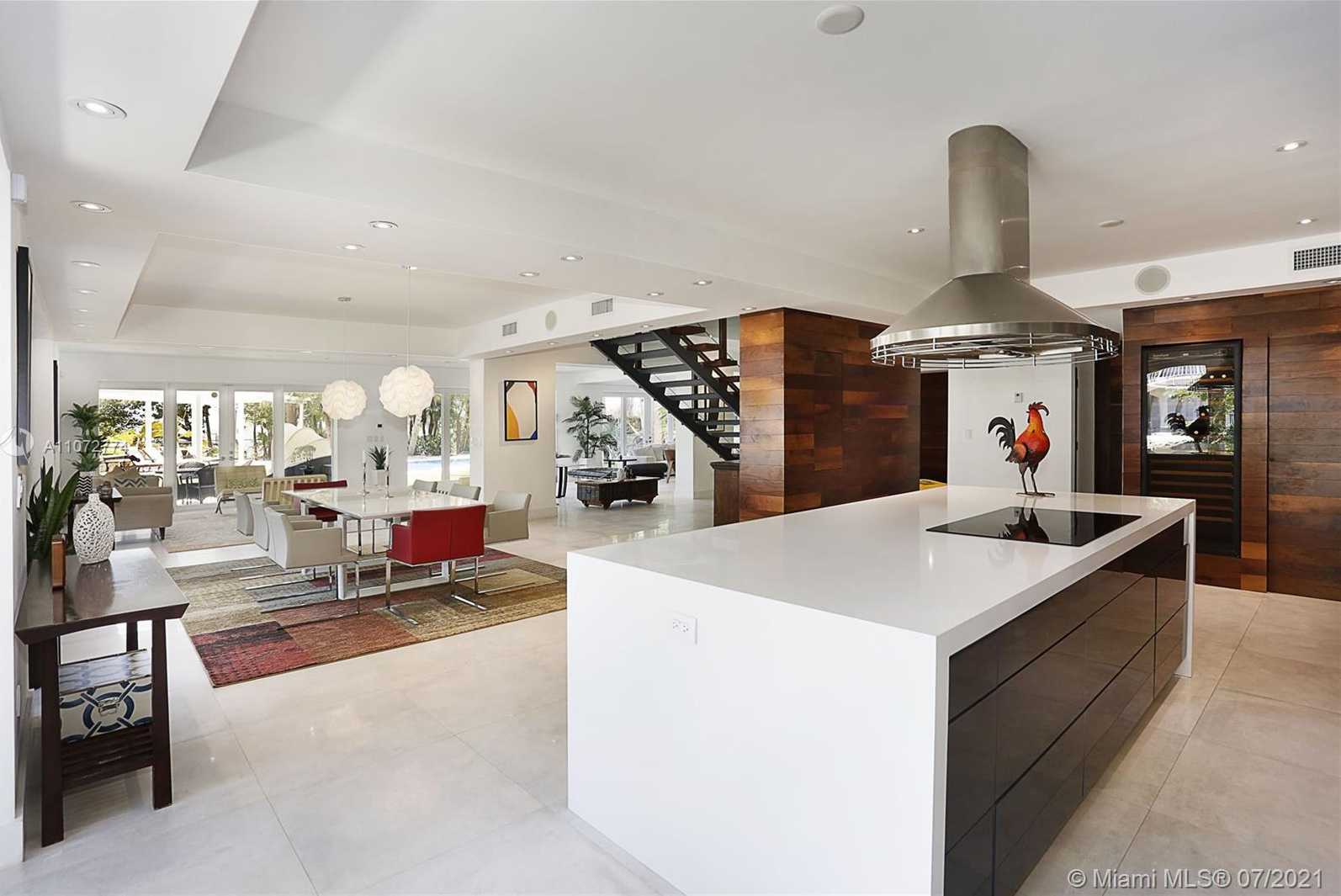 Small Image of 3577 STEWART AVE, Miami Number 8