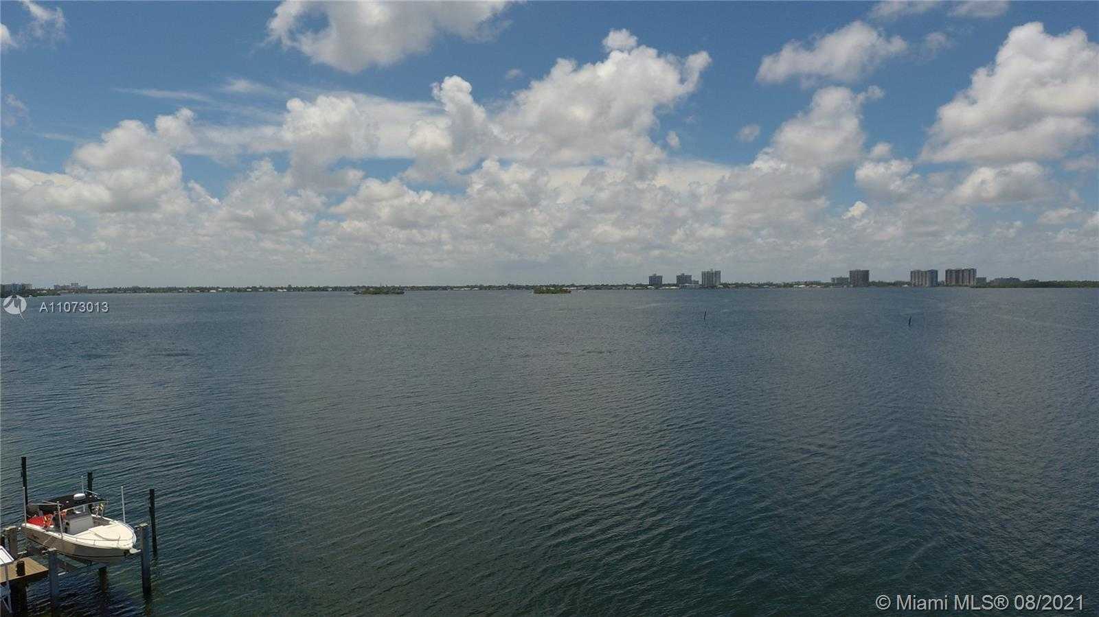 Small Image of 873 NORTH SHORE DR, Miami Beach Number 4