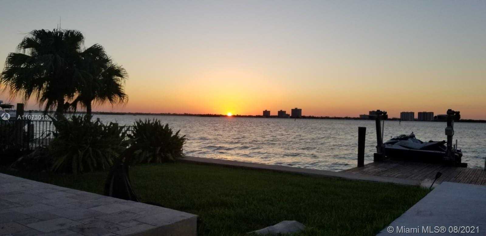 Small Image of 873 NORTH SHORE DR, Miami Beach Number 9