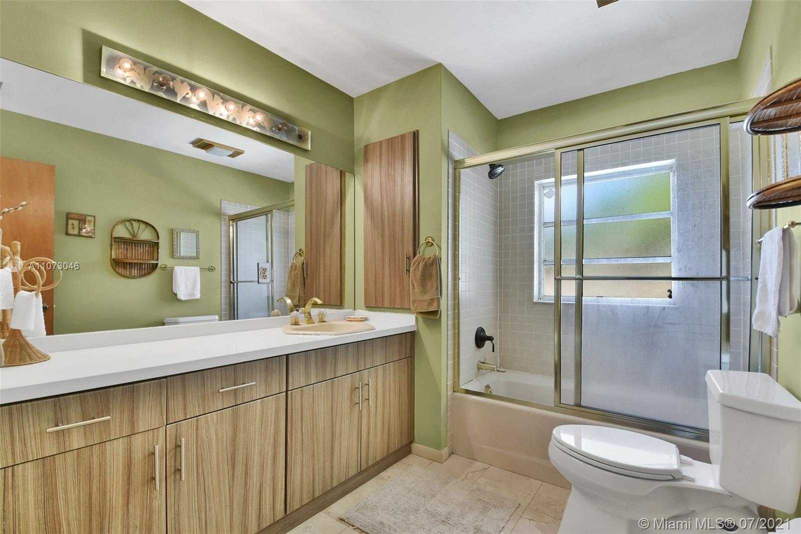 Small Image of 1930 SOUTH WEST 58TH AVE, Plantation Number 25