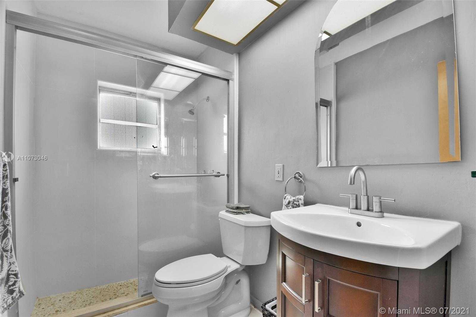 Small Image of 1930 SOUTH WEST 58TH AVE, Plantation Number 34