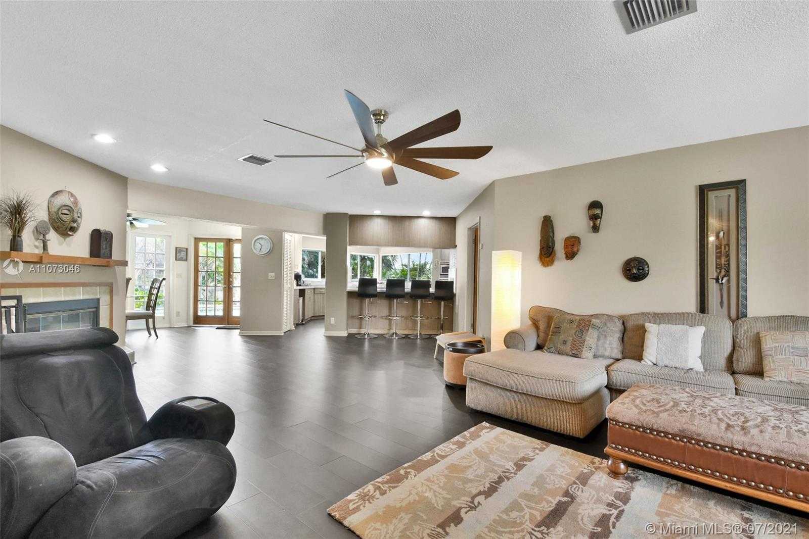 Small Image of 1930 SOUTH WEST 58TH AVE, Plantation Number 8
