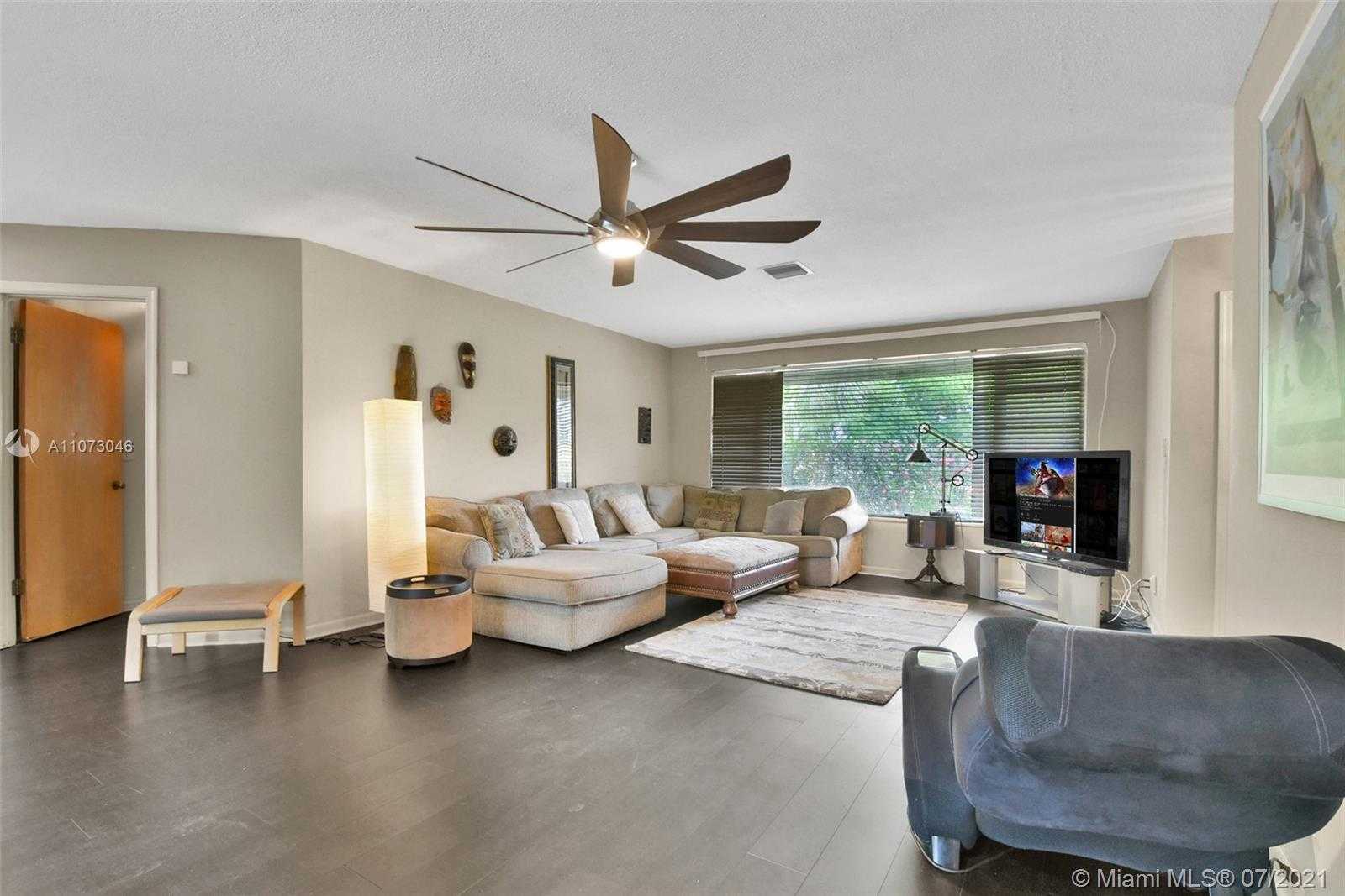 Small Image of 1930 SOUTH WEST 58TH AVE, Plantation Number 9
