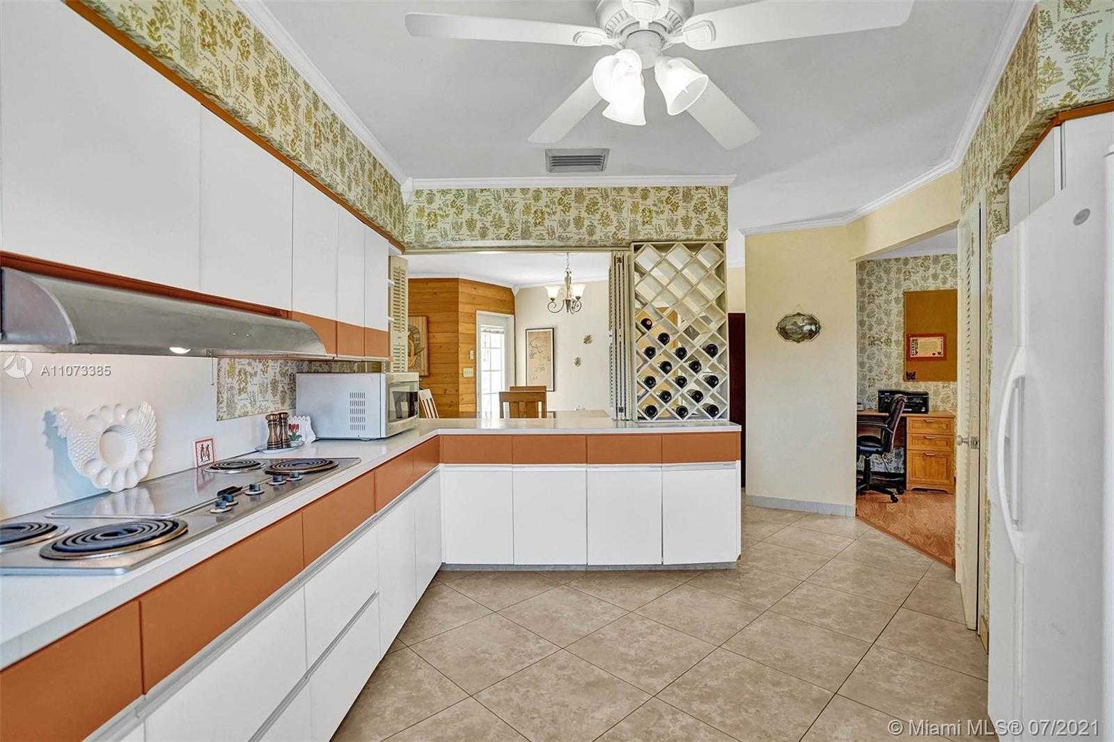 Small Image of 2708 NORTH EAST 21ST COURT, Fort Lauderdale Number 16