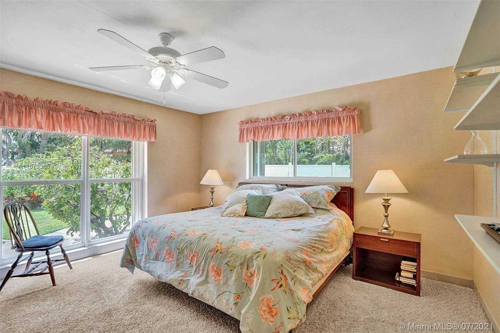 Small Image of 2708 NORTH EAST 21ST COURT, Fort Lauderdale Number 17