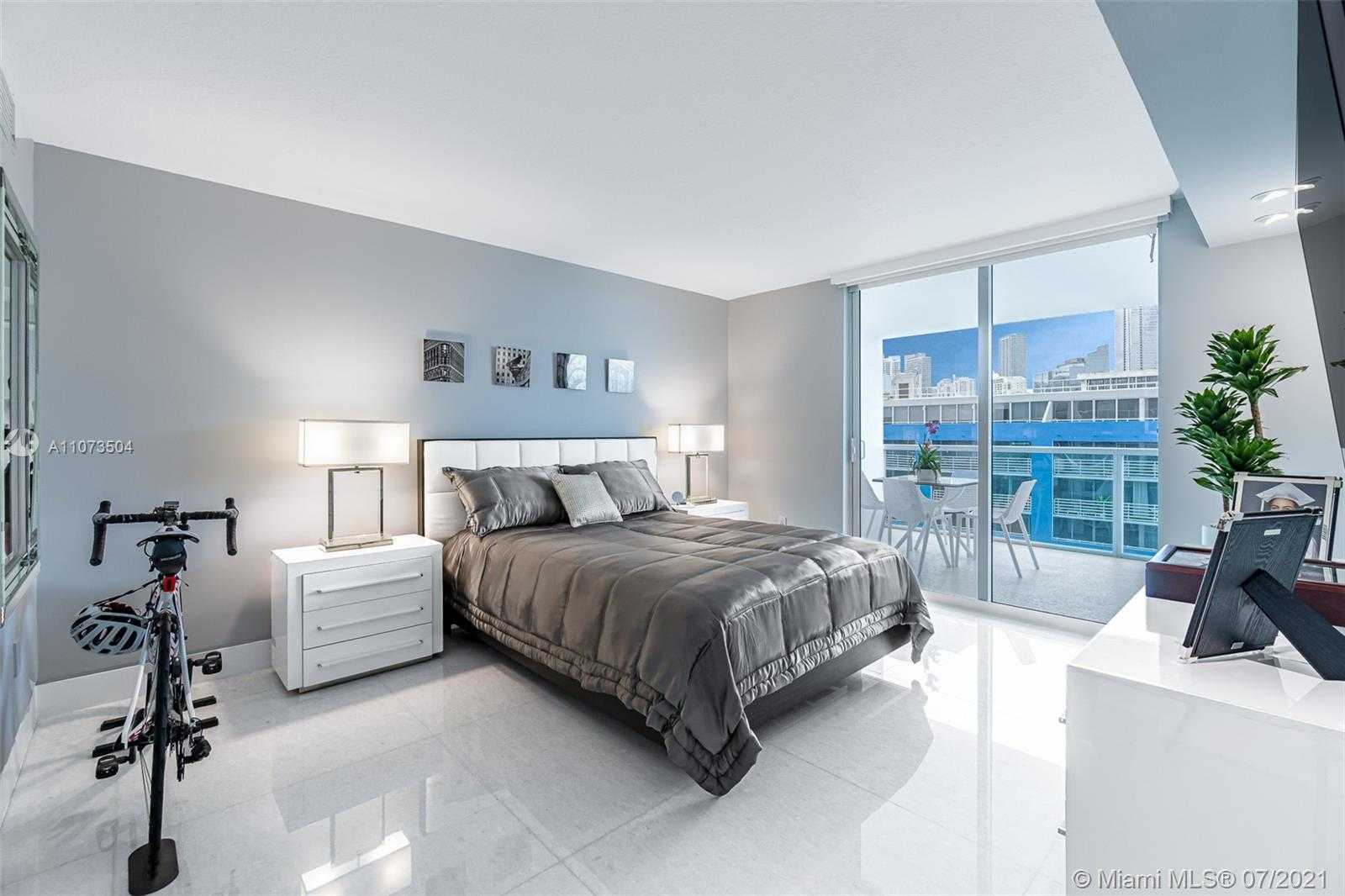 Small Image of 2101 BRICKELL AVE , APT 1604, Miami Number 12