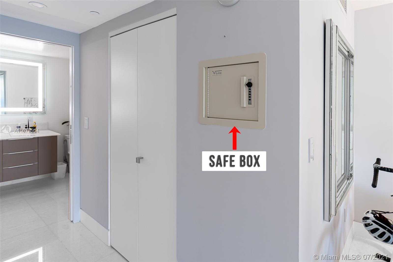 Small Image of 2101 BRICKELL AVE , APT 1604, Miami Number 19