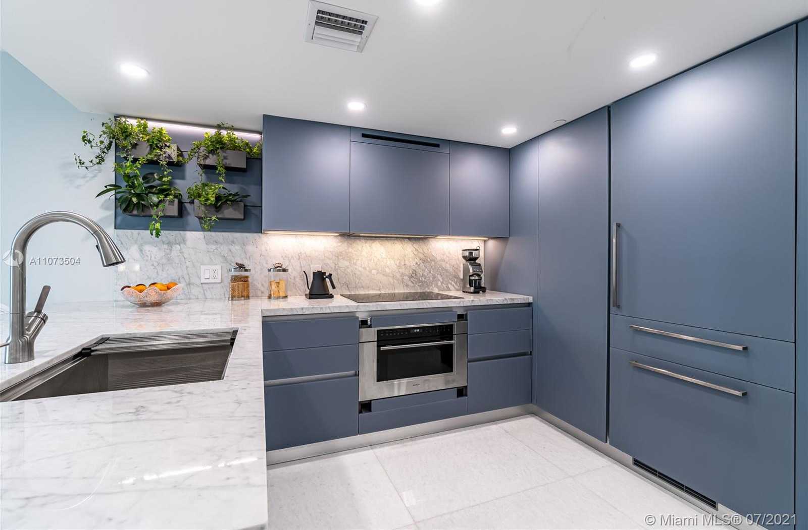 Small Image of 2101 BRICKELL AVE , APT 1604, Miami Number 9