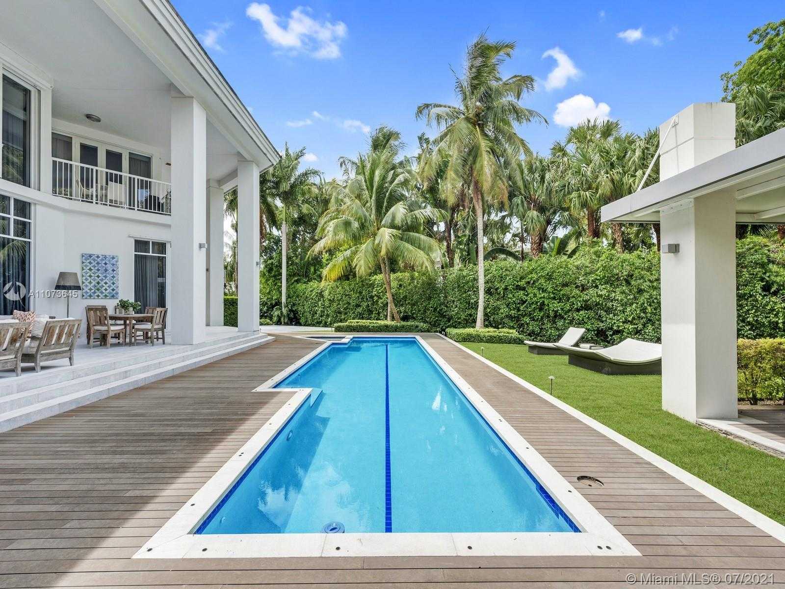 Small Image of 180 LOS PINOS CT, Coral Gables Number 14