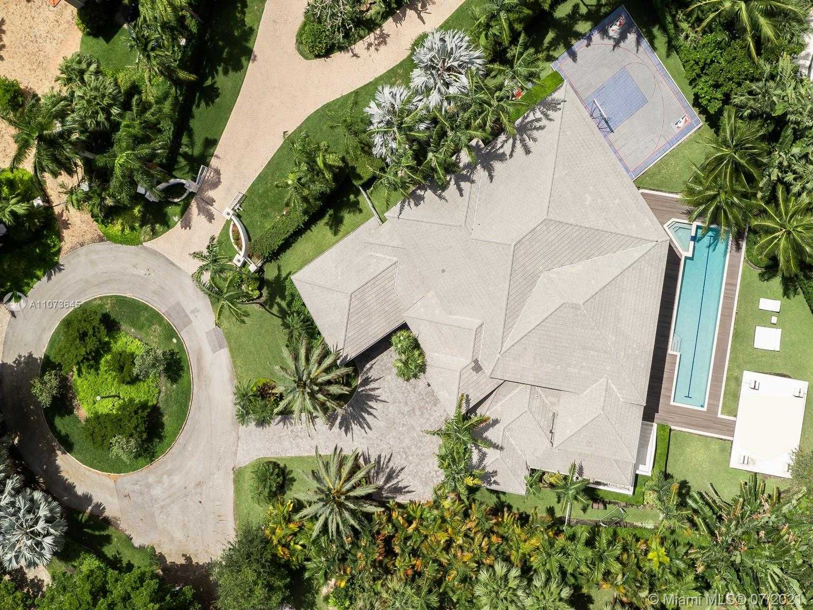 Small Image of 180 LOS PINOS CT, Coral Gables Number 2