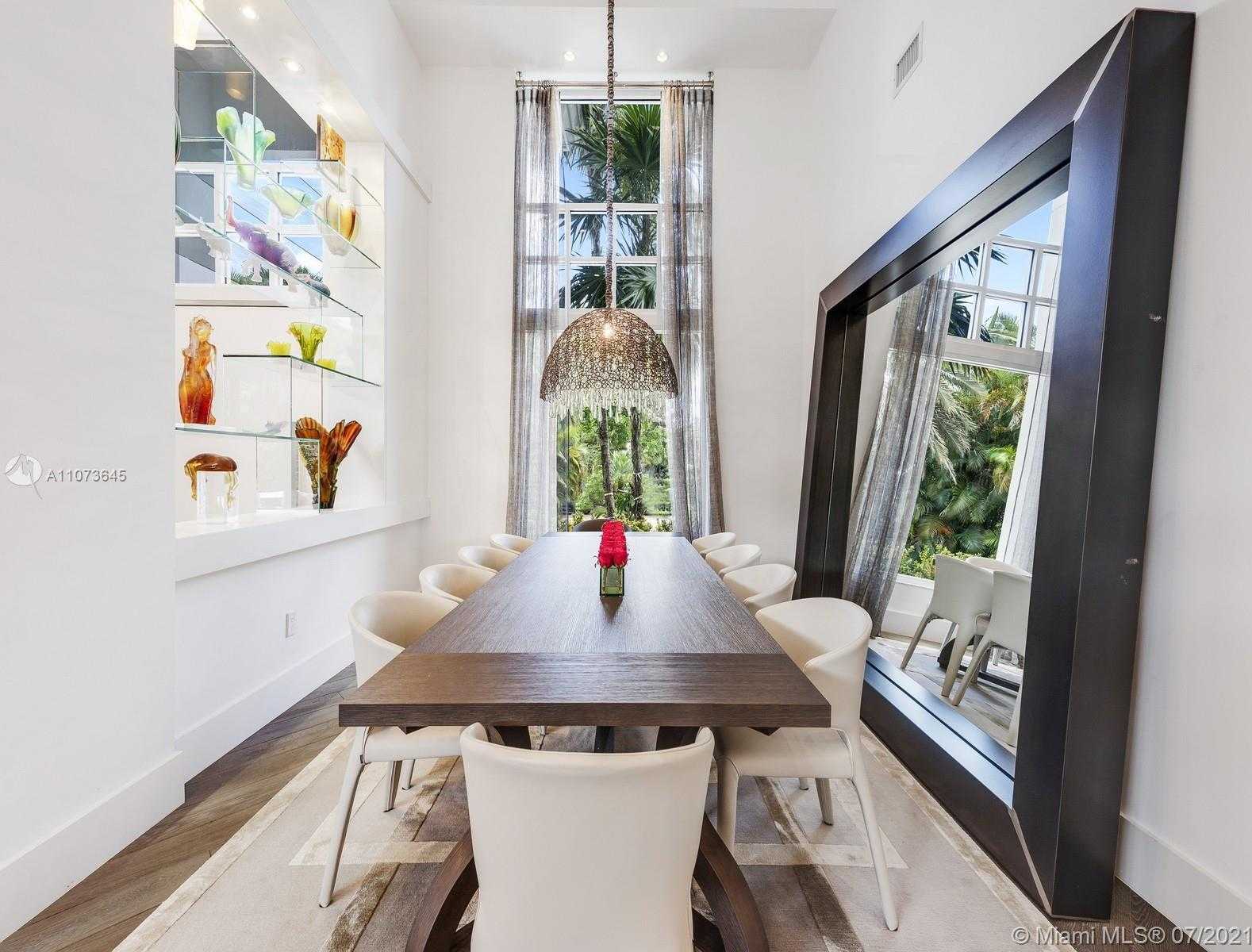 Small Image of 180 LOS PINOS CT, Coral Gables Number 29