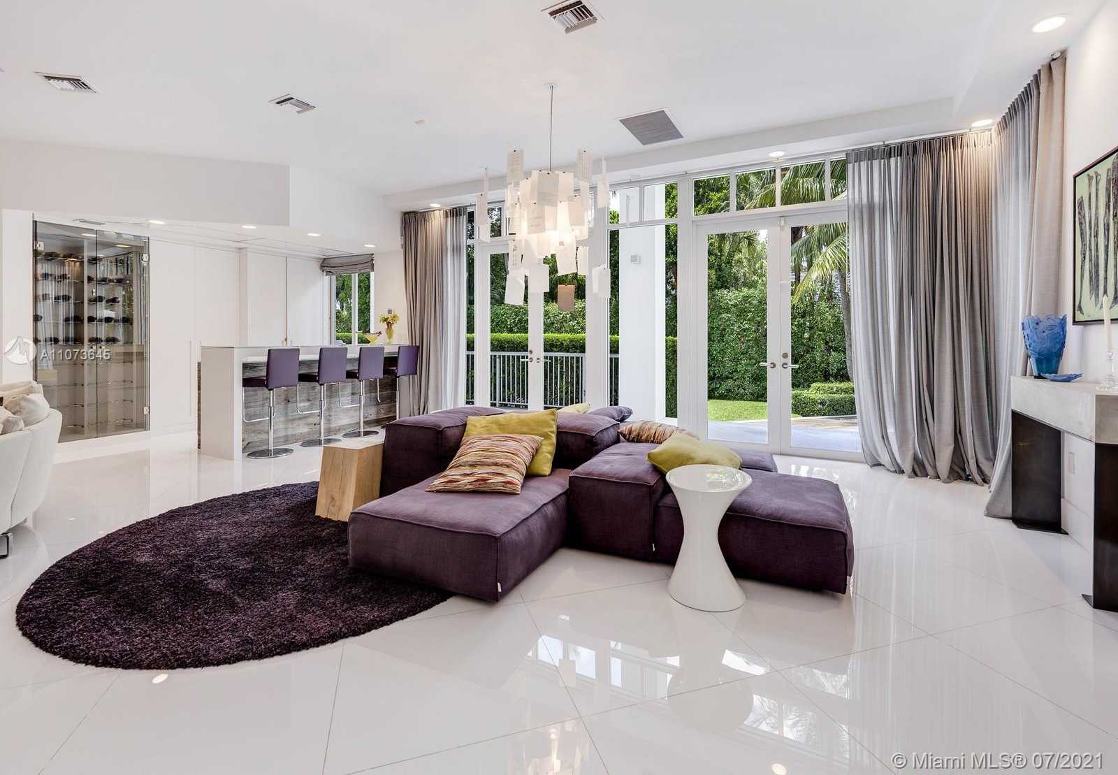 Small Image of 180 LOS PINOS CT, Coral Gables Number 34