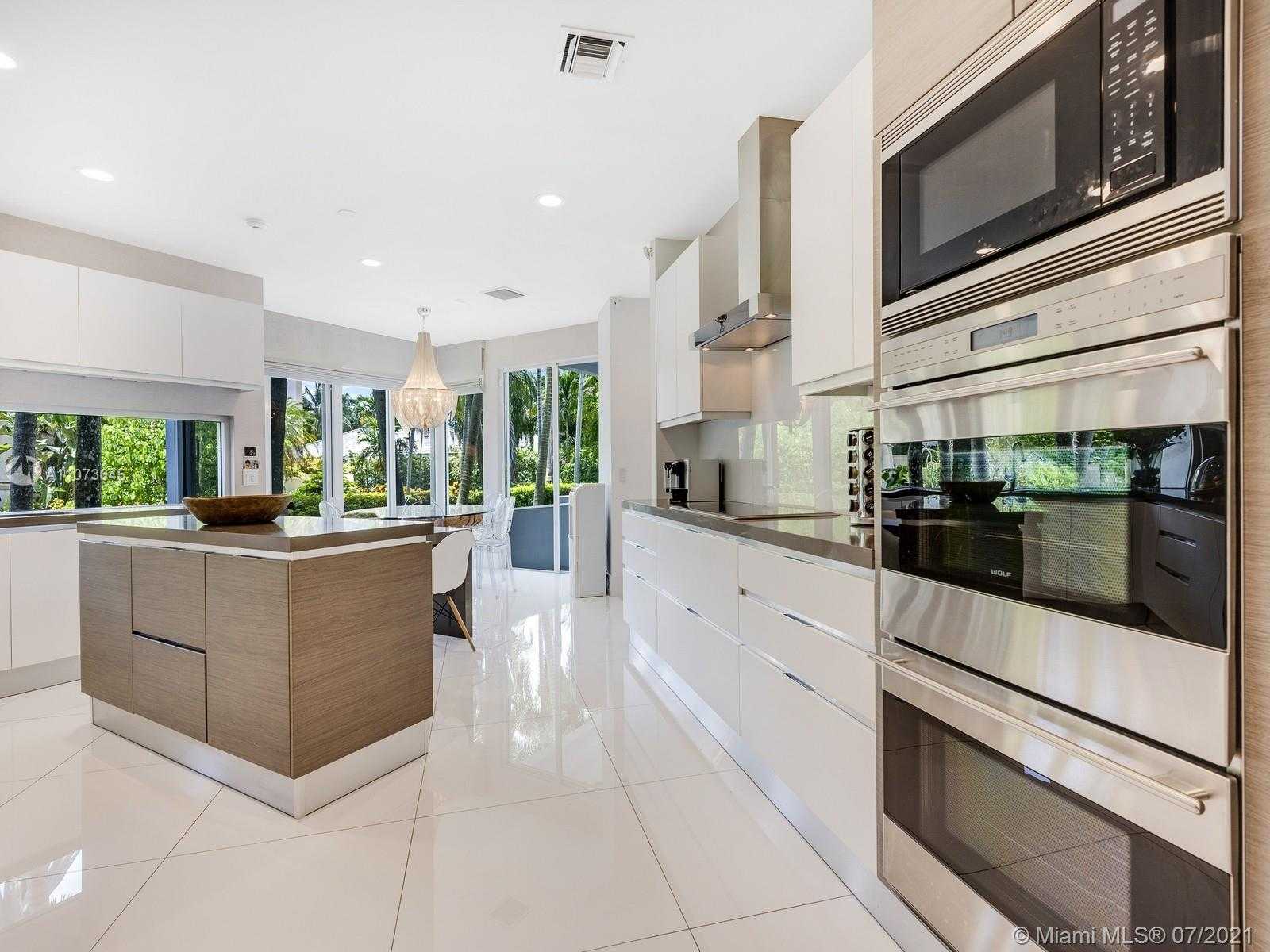 Small Image of 180 LOS PINOS CT, Coral Gables Number 41