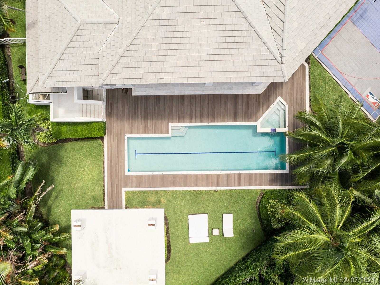 Small Image of 180 LOS PINOS CT, Coral Gables Number 5