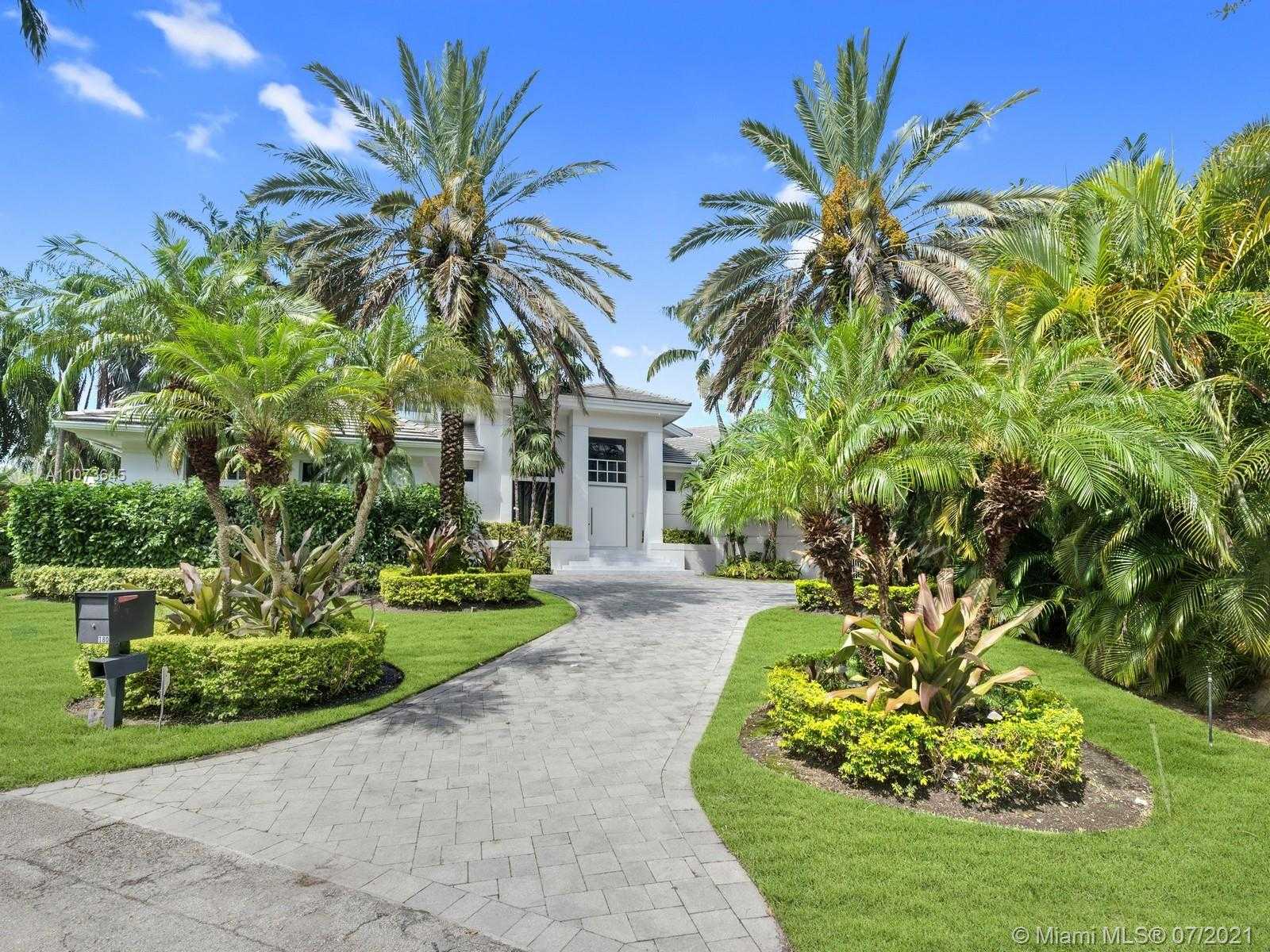 Small Image of 180 LOS PINOS CT, Coral Gables Number 8