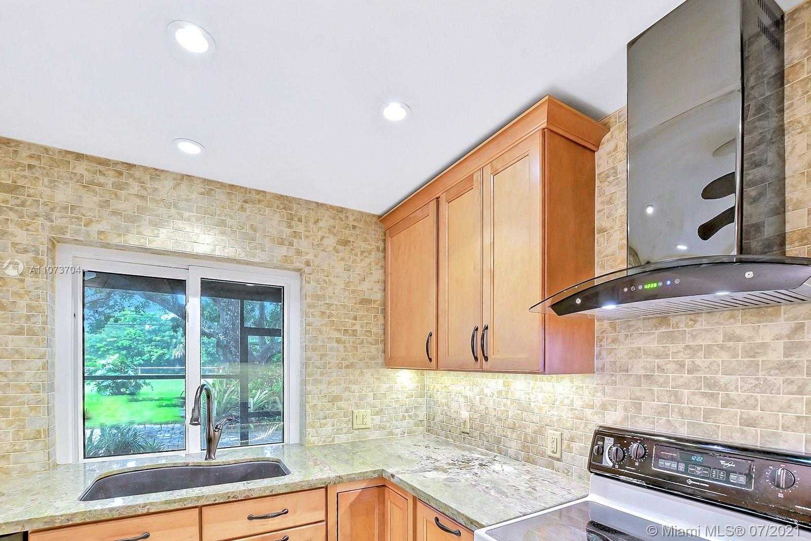 Small Image of 5067 SOUTH WEST 89TH AVE, Cooper City Number 12