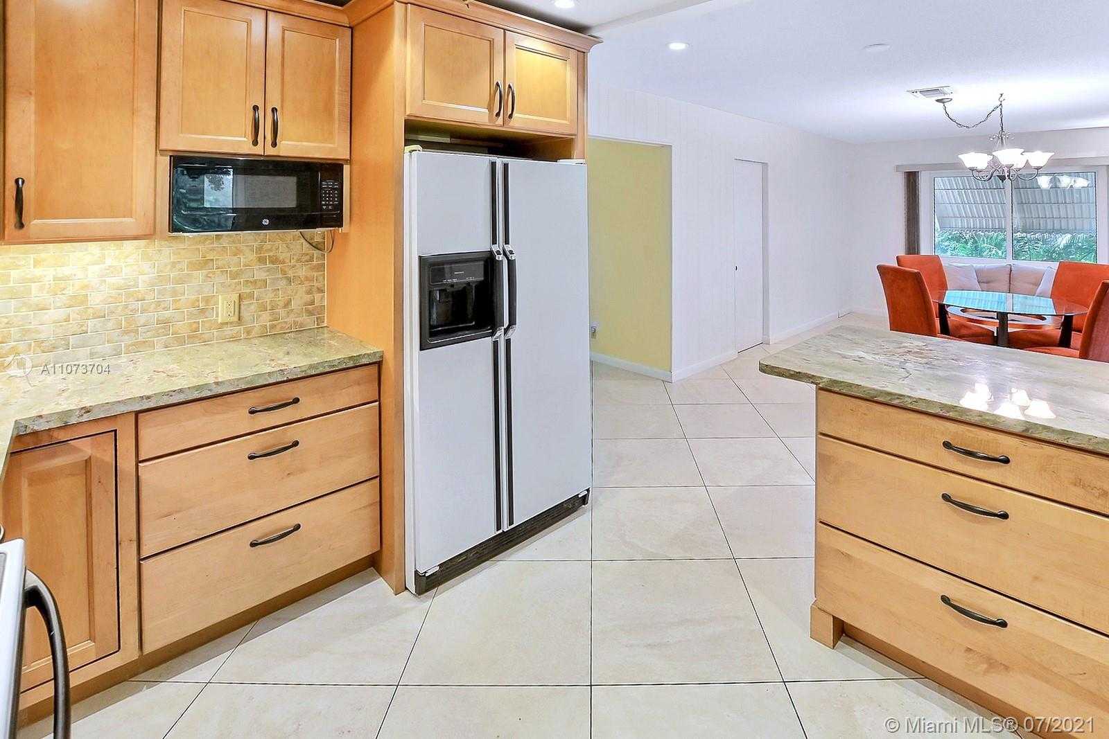 Small Image of 5067 SOUTH WEST 89TH AVE, Cooper City Number 13