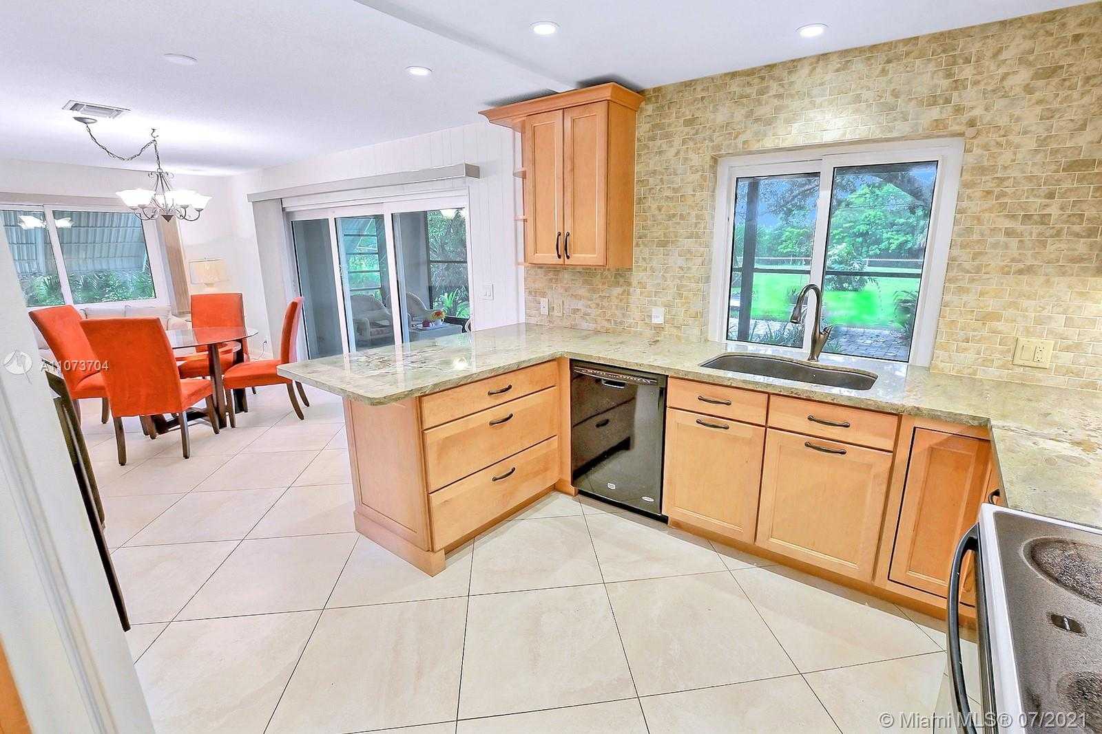 Small Image of 5067 SOUTH WEST 89TH AVE, Cooper City Number 14
