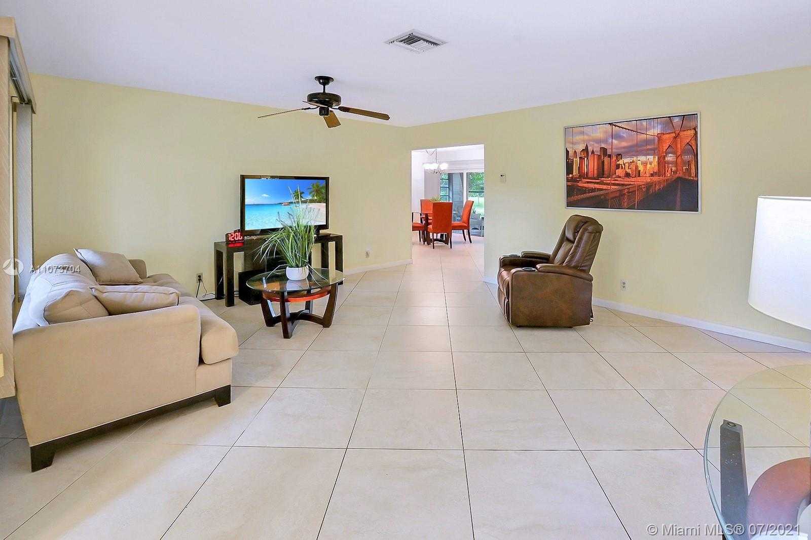 Small Image of 5067 SOUTH WEST 89TH AVE, Cooper City Number 6