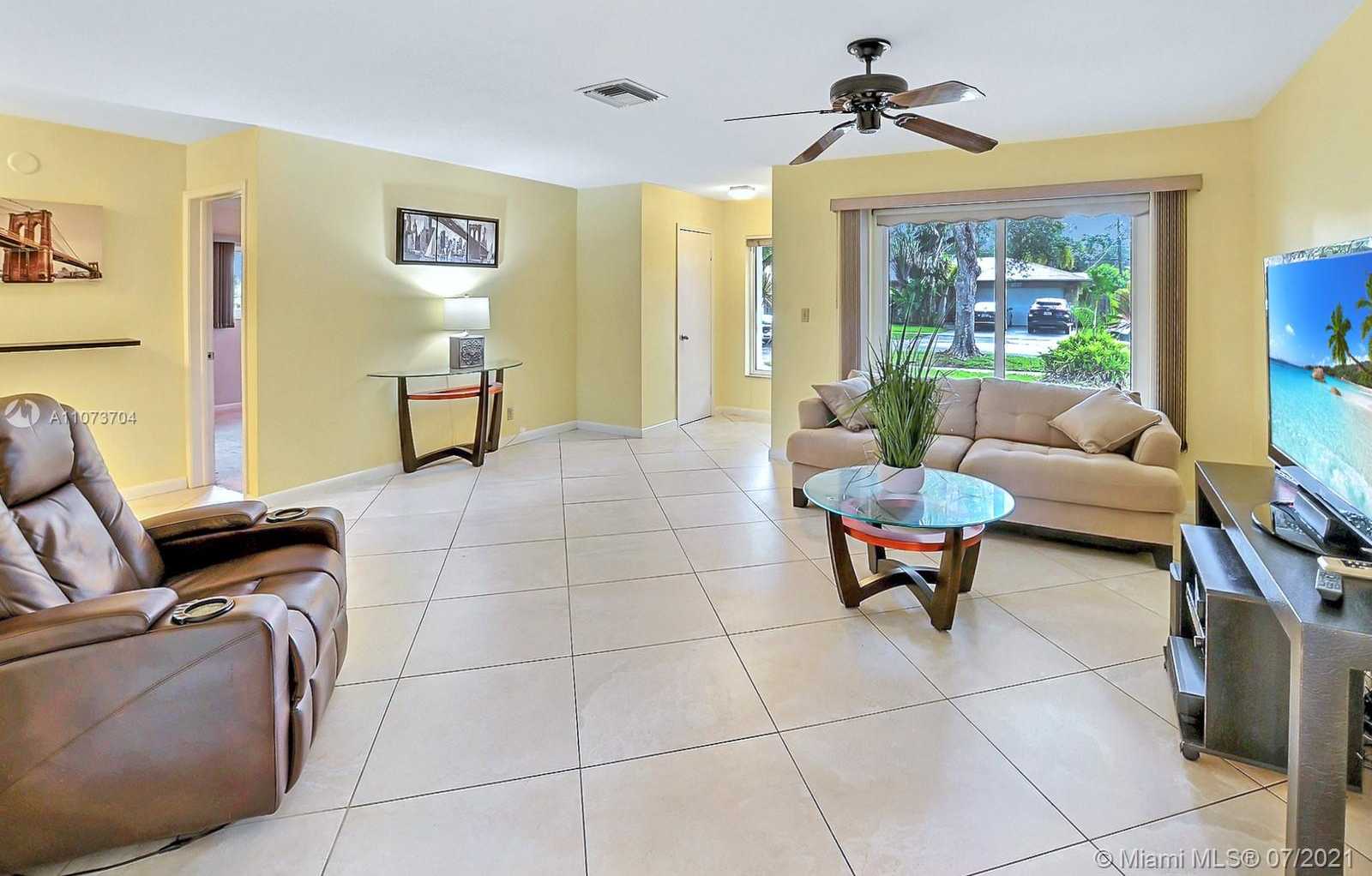 Small Image of 5067 SOUTH WEST 89TH AVE, Cooper City Number 8