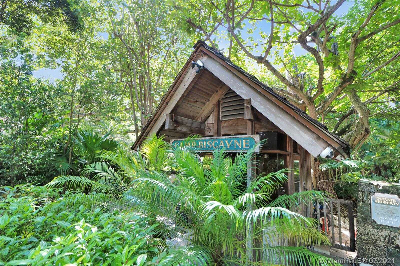 Small Image of 3190 MUNROE DR, Miami Number 32