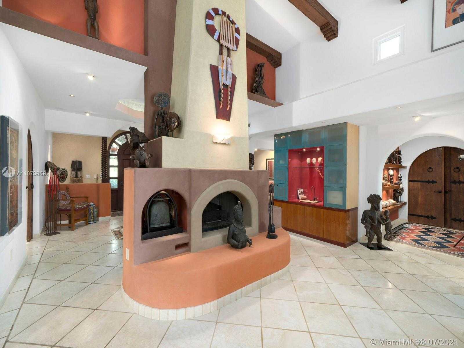 Small Image of 4224 LENNOX DR, Miami Number 10