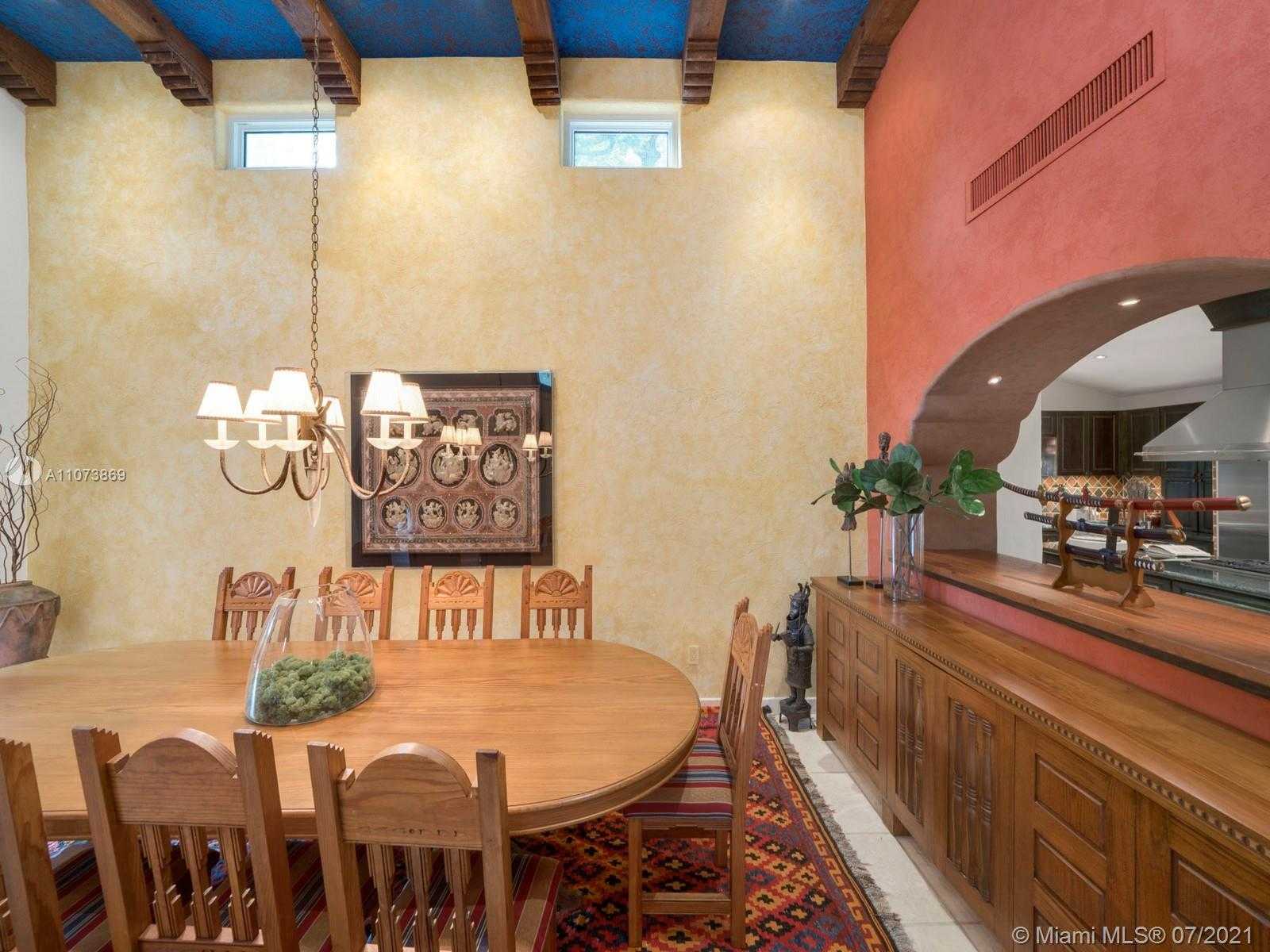 Small Image of 4224 LENNOX DR, Miami Number 15