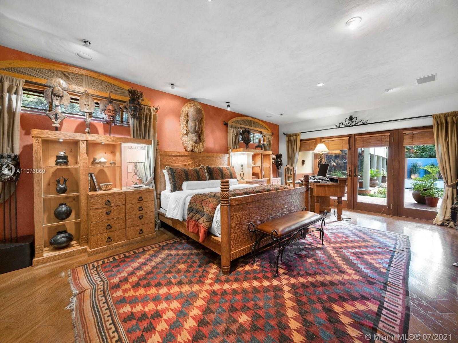 Small Image of 4224 LENNOX DR, Miami Number 23